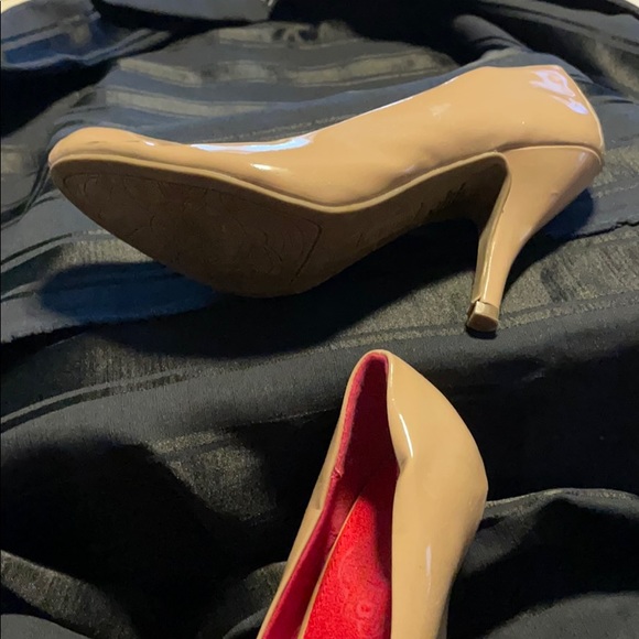 Unlisted pumps - Picture 2 of 5